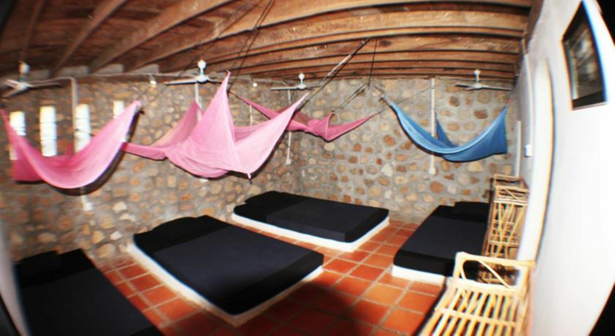 Kepmandou Lounge-Bar Bed and Breakfast Εξωτερικό φωτογραφία